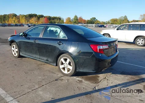2012 Toyota Camry Se z USA, uszkodzony, nr VIN 4T1BF1FK3CU084913